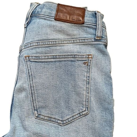 Madewell The Perfect Vintage Jean Light Wash High Rise Mom Distressed Hem Petite - Picture 6 of 11